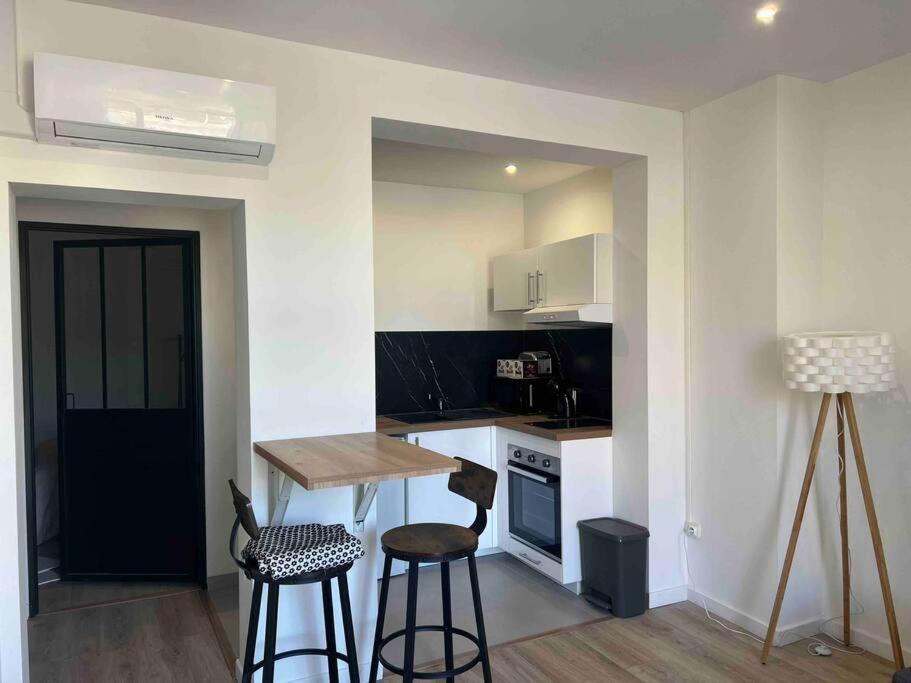 Apartmán Montpellier Centre - La Fenetre De L'Ecusson Exteriér fotografie
